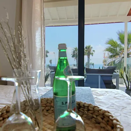 Phaedrus Living: Seaside Luxury Flat Limnaria 152 Apartmán *