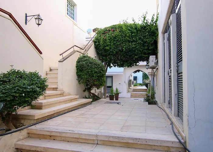 Phaedrus Living: Seaside Luxury Flat Limnaria 152 Apartamento