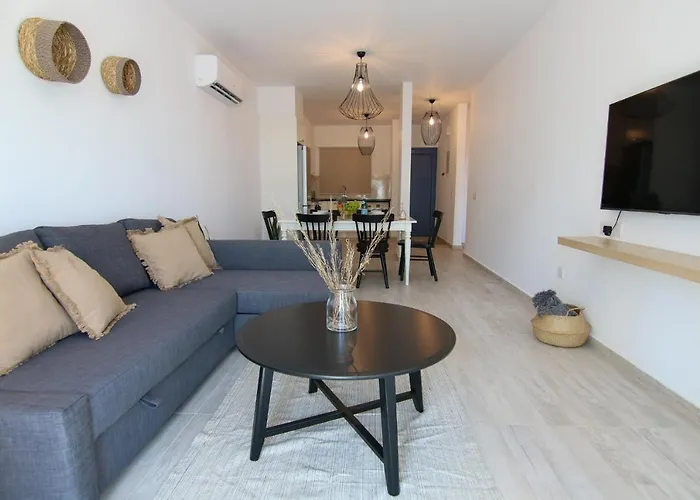 Apartamento Phaedrus Living: Seaside Luxury Flat Limnaria 152 Paphos