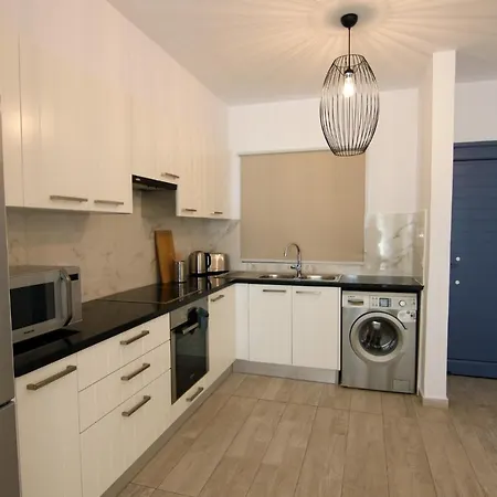 Phaedrus Living: Seaside Luxury Flat Limnaria 152 Apartment *