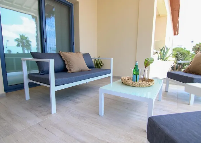 Phaedrus Living: Seaside Luxury Flat Limnaria 152 Paphos