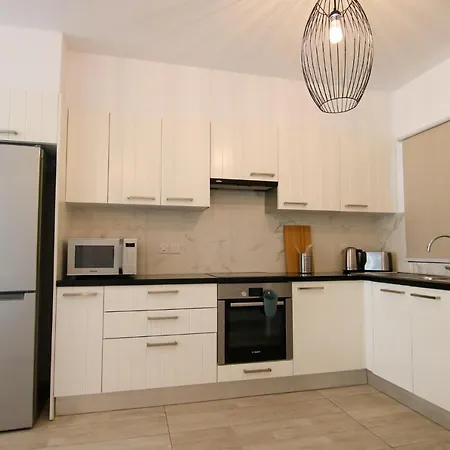 Phaedrus Living: Seaside Luxury Flat Limnaria 152 Lägenhet Paphos